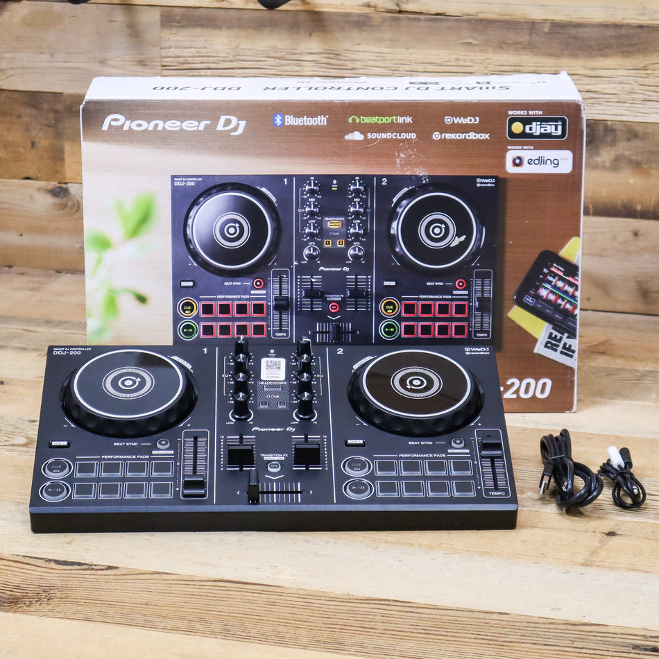 B-Stock Pioneer DJ DDJ-200 2-Channel Smart DJ Controller