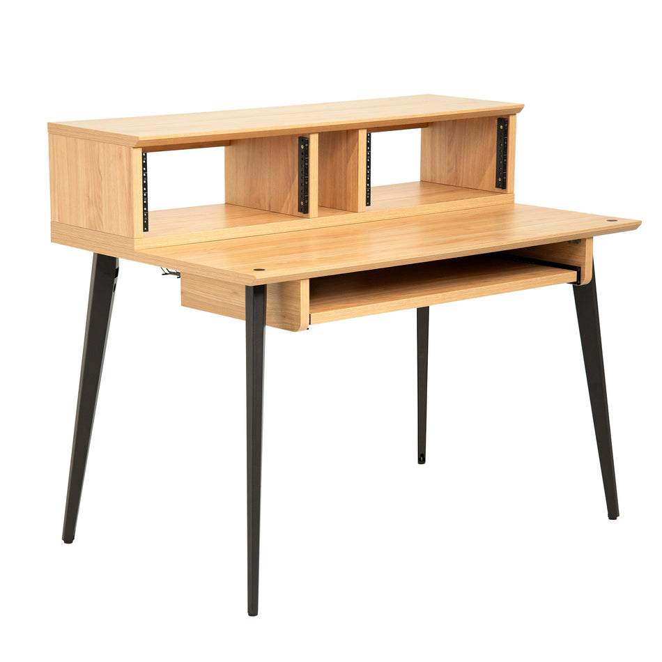 Gator Frameworks Elite Series Main Desk, Natural Maple Matte