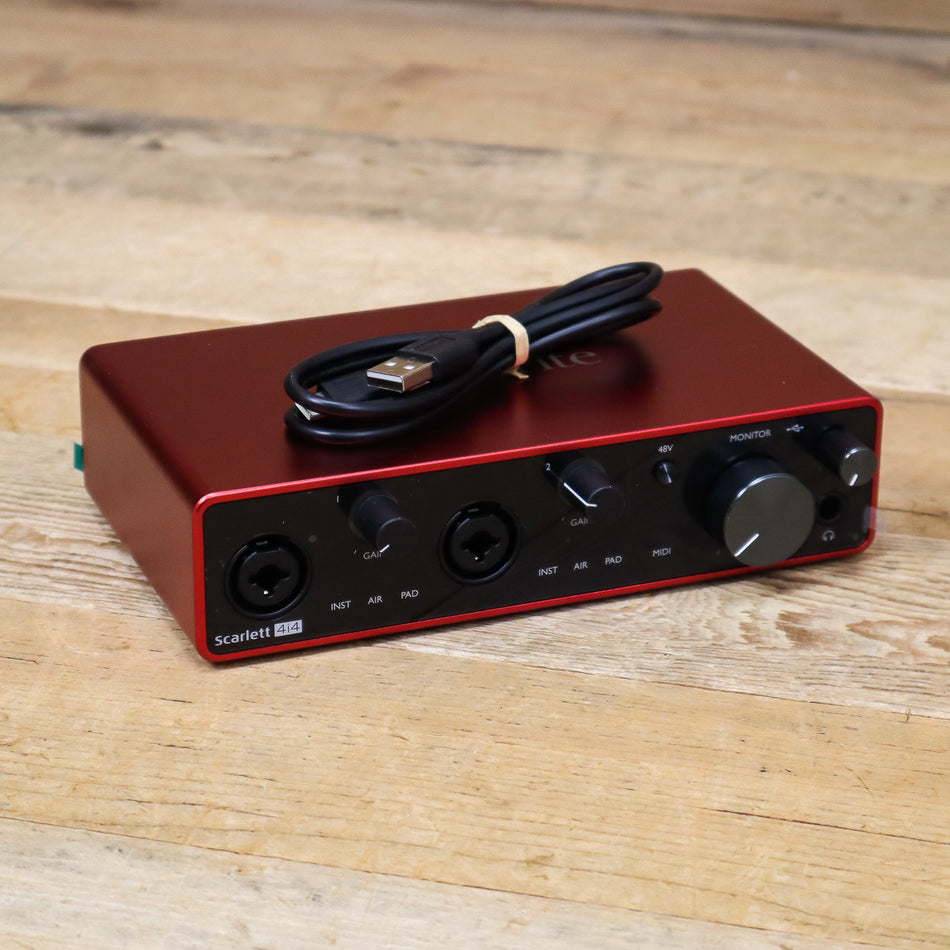 B-Stock Focusrite Scarlett 4i4 (3rd Gen) USB Audio Interface