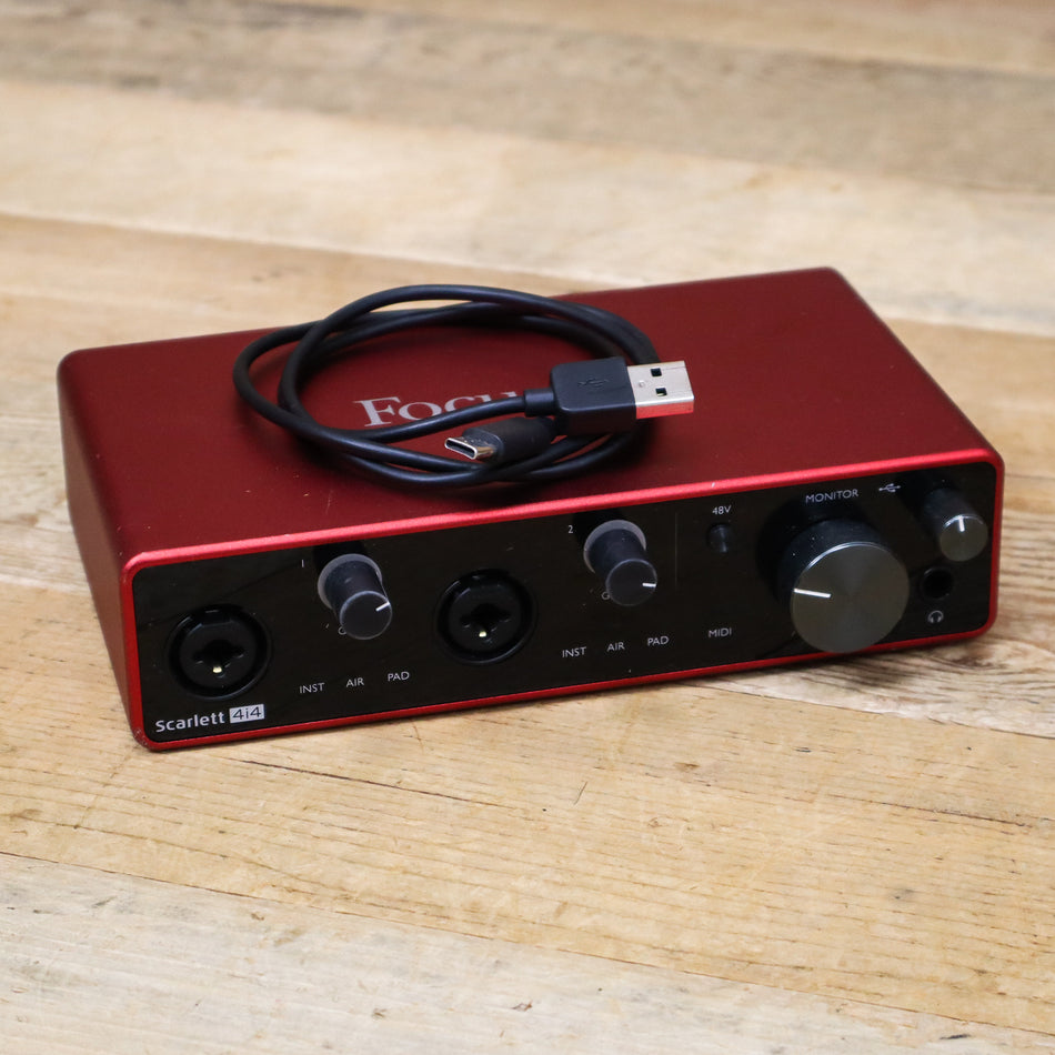 Focusrite Scarlett 4i4 (3rd Gen) USB Audio Interface