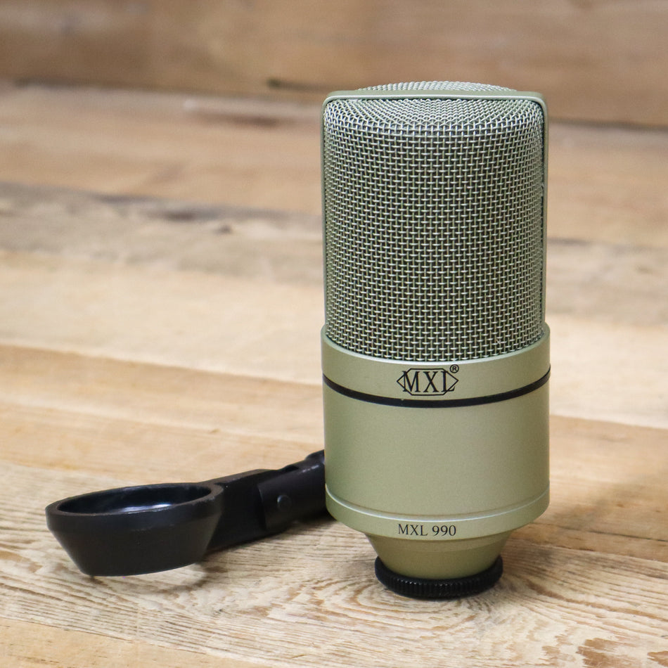 MXL 990 Condenser Microphone w/ Clip