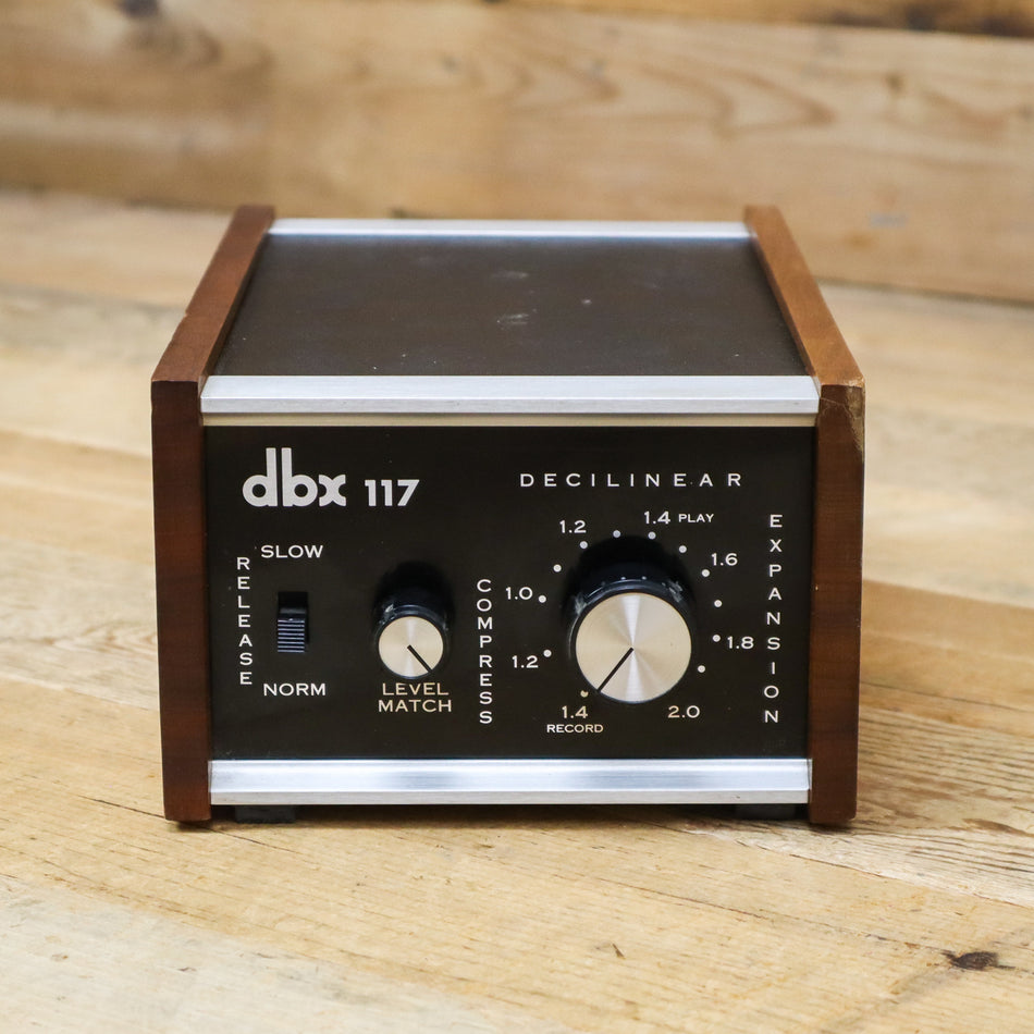 DBX 117 Compressor