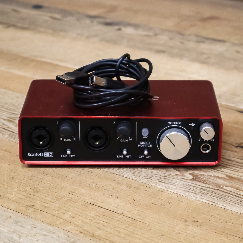 Focusrite Scarlett 2i2 2nd Gen USB outlets Audio Interface with Box