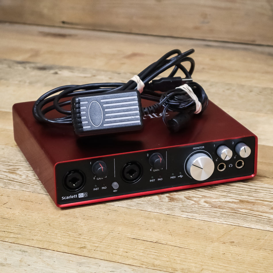 Focusrite Scarlett 6i6 USB Audio Recording Interface