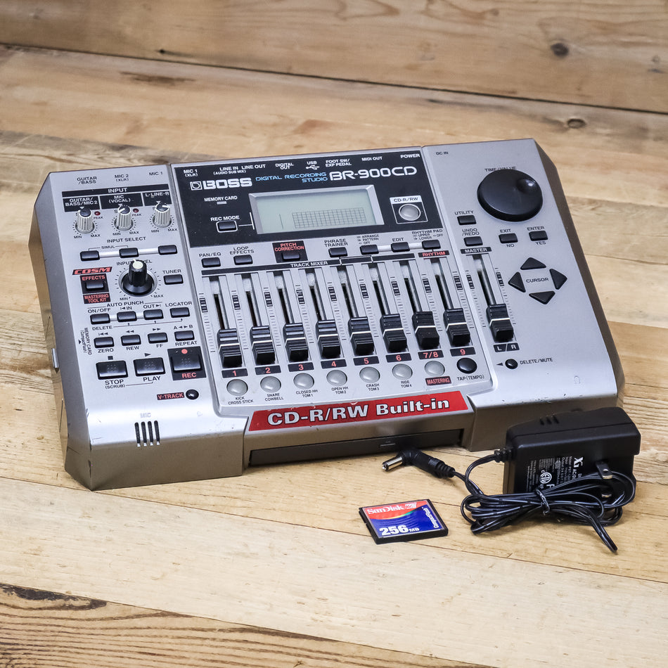 Boss BR-900CD (BR900CD) Digital 8-Track Multitrack Recorder