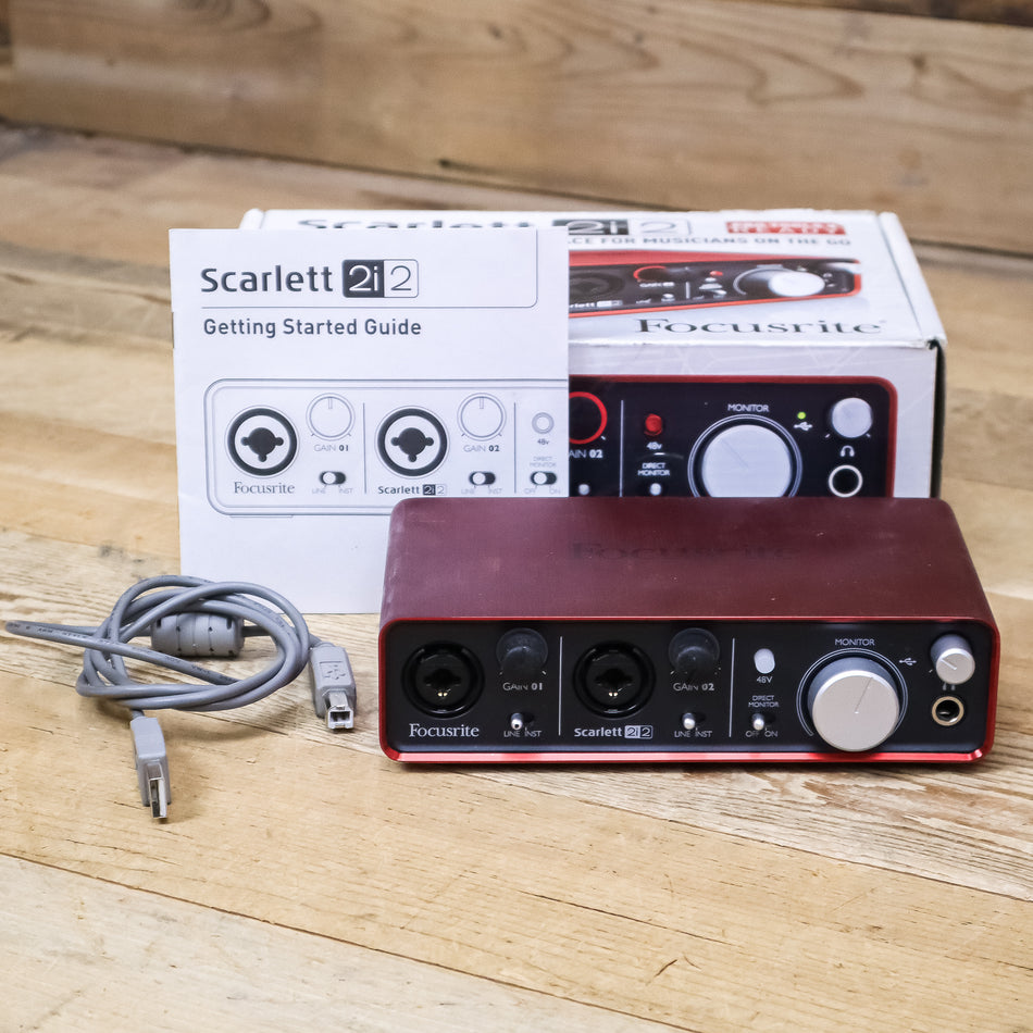 Focusrite Scarlett 2i2 USB Audio Recording Interface