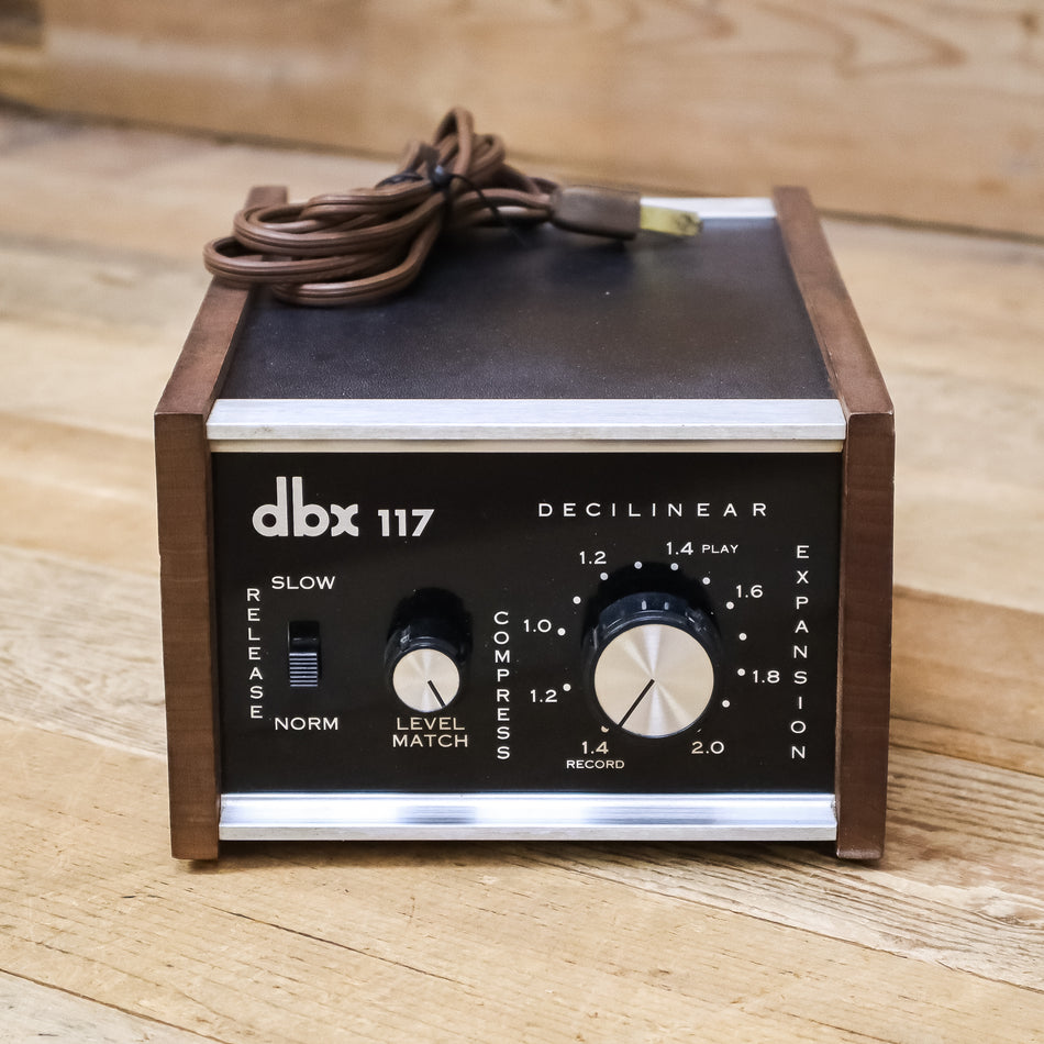 DBX 117 Compressor