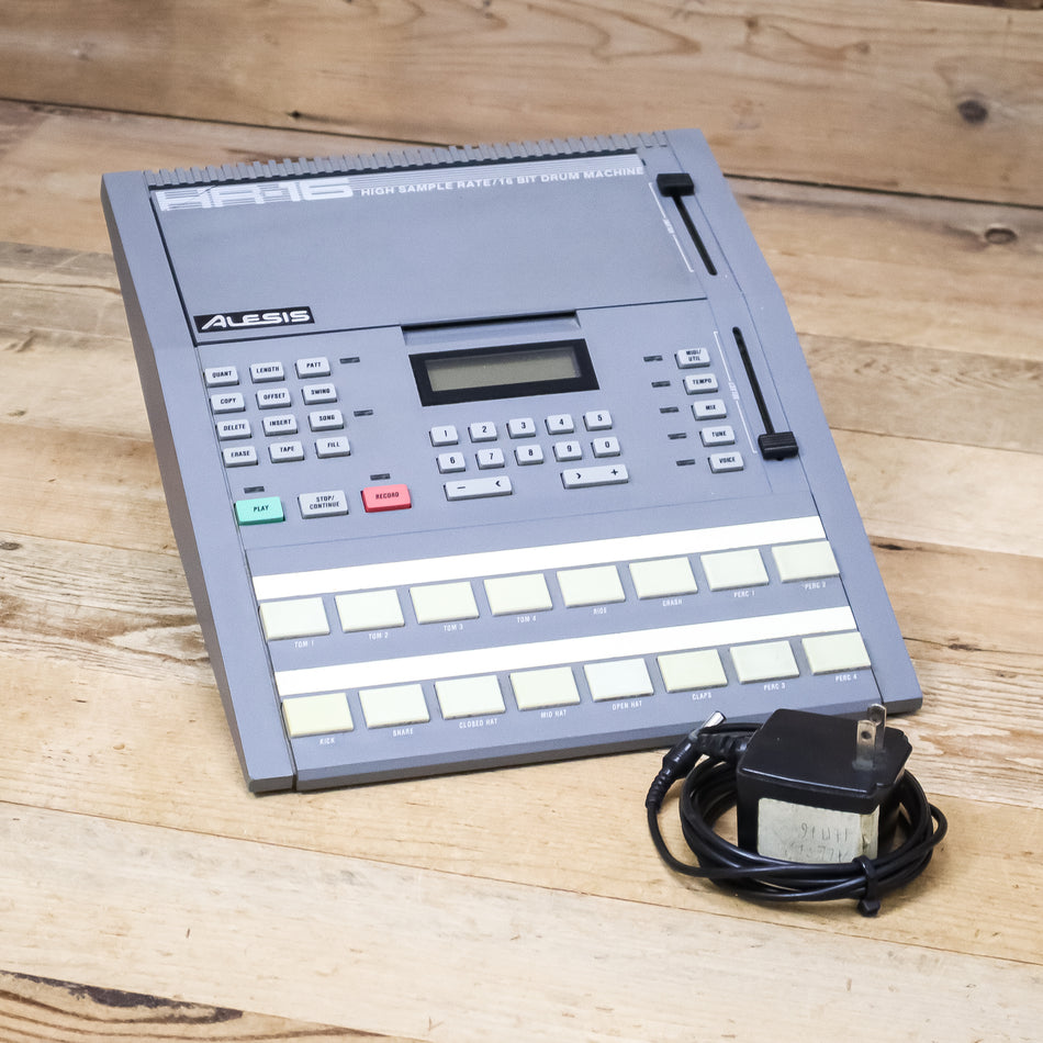 Alesis HR-16 High Sample Rate 16-Bit Drum Machine